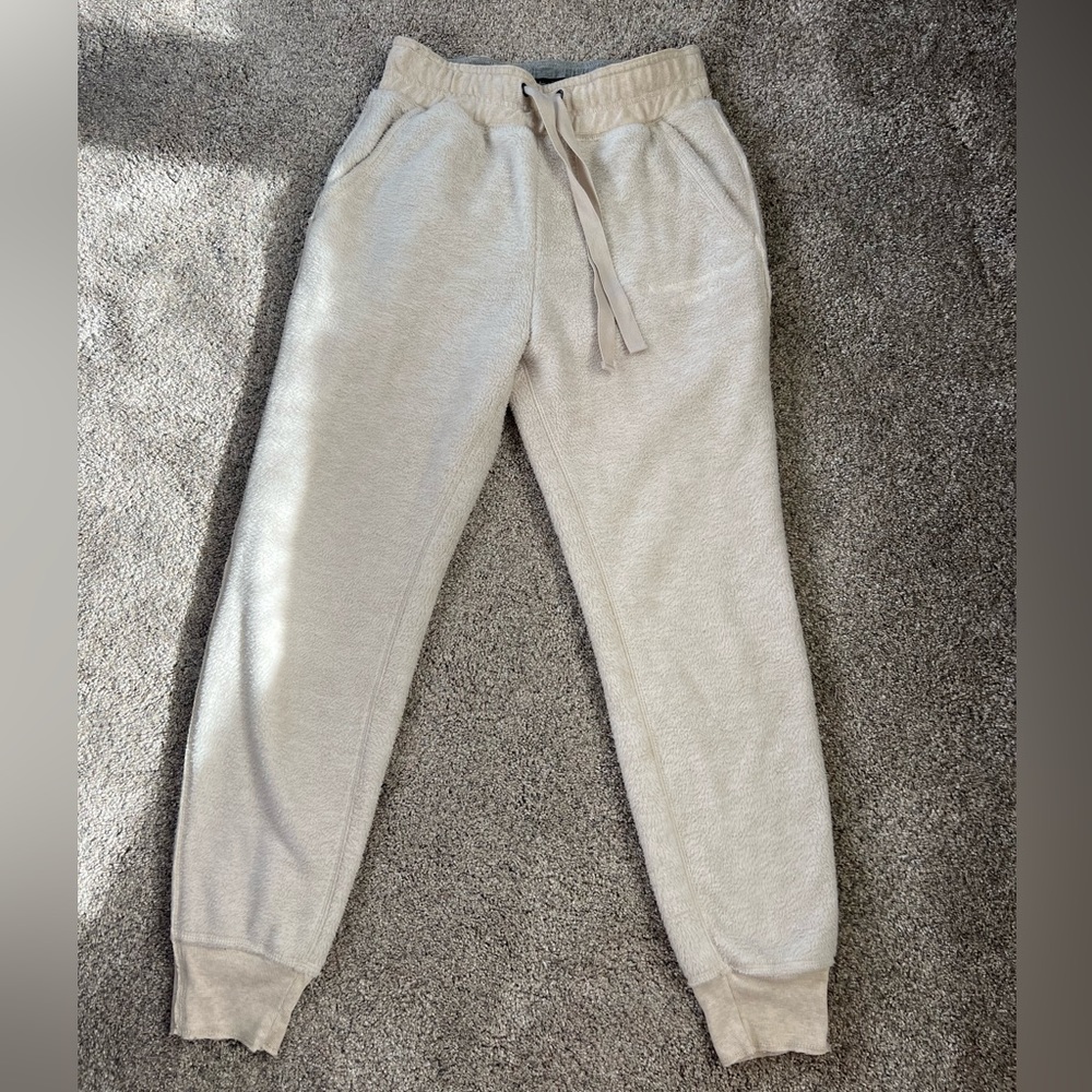Abercrombie Sherpa sweats